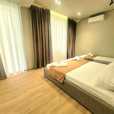Geer 4 *